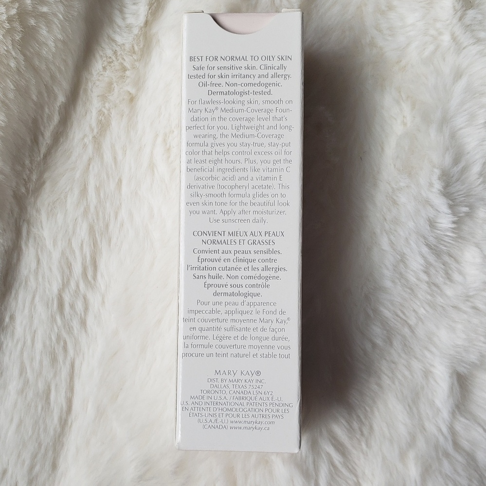 🆕️MK- Foundation - Picture 3 of 5